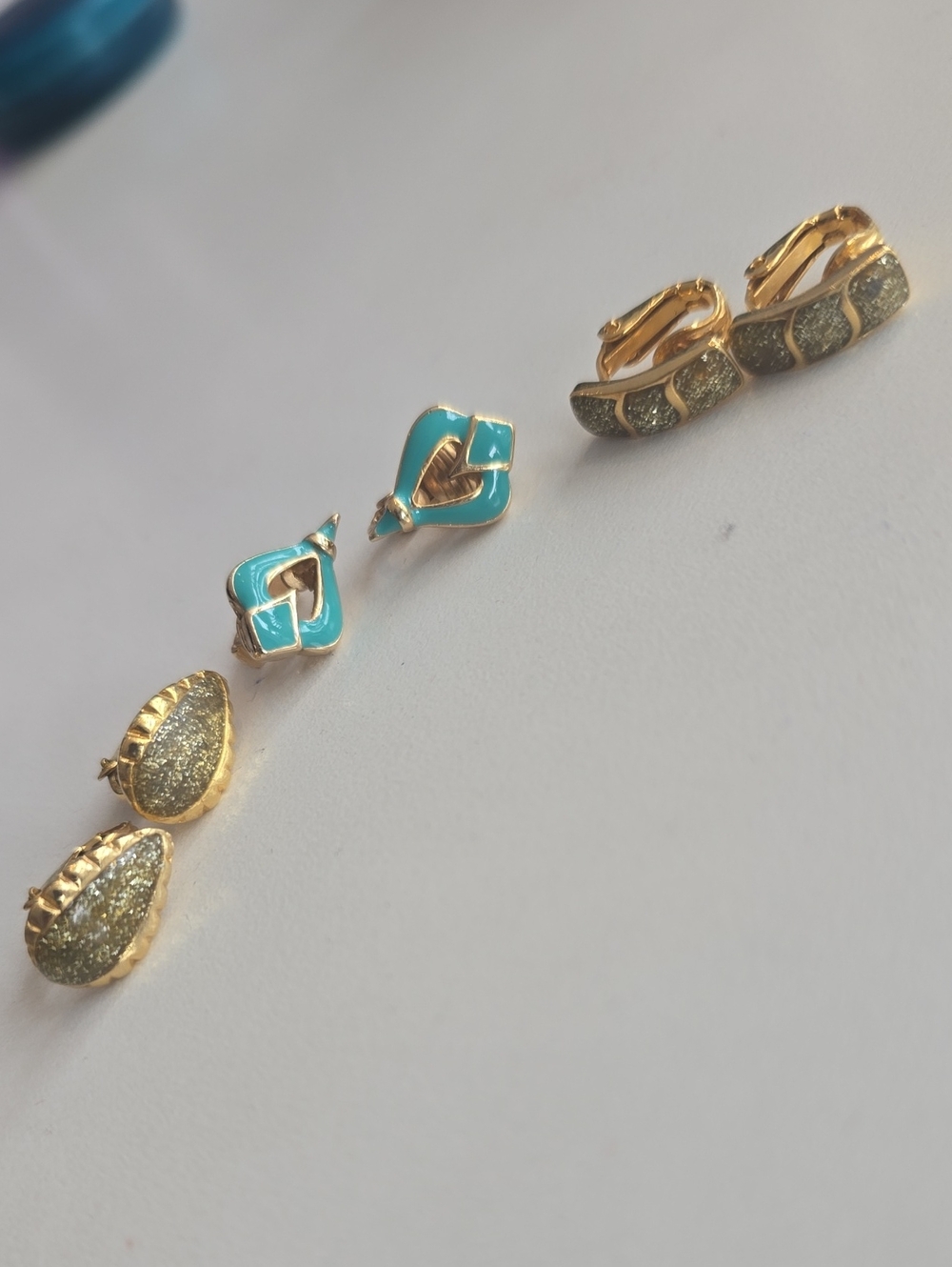 VTG Gold-Tone and Turquoise Clip-on Earrings Set